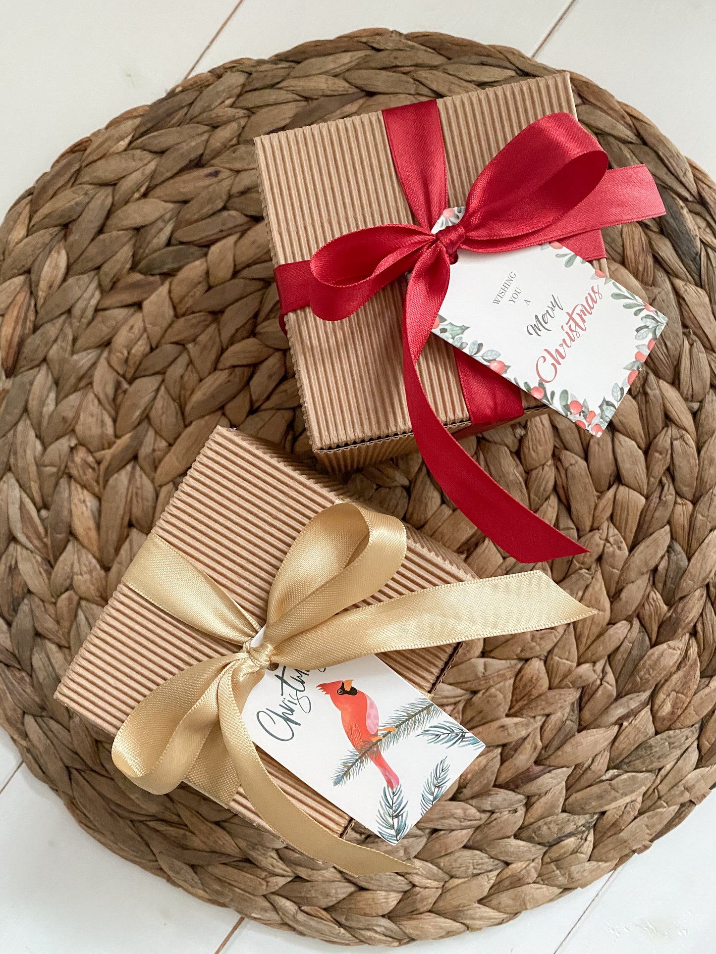 Pallina di Natale con nome in filo di alluminio