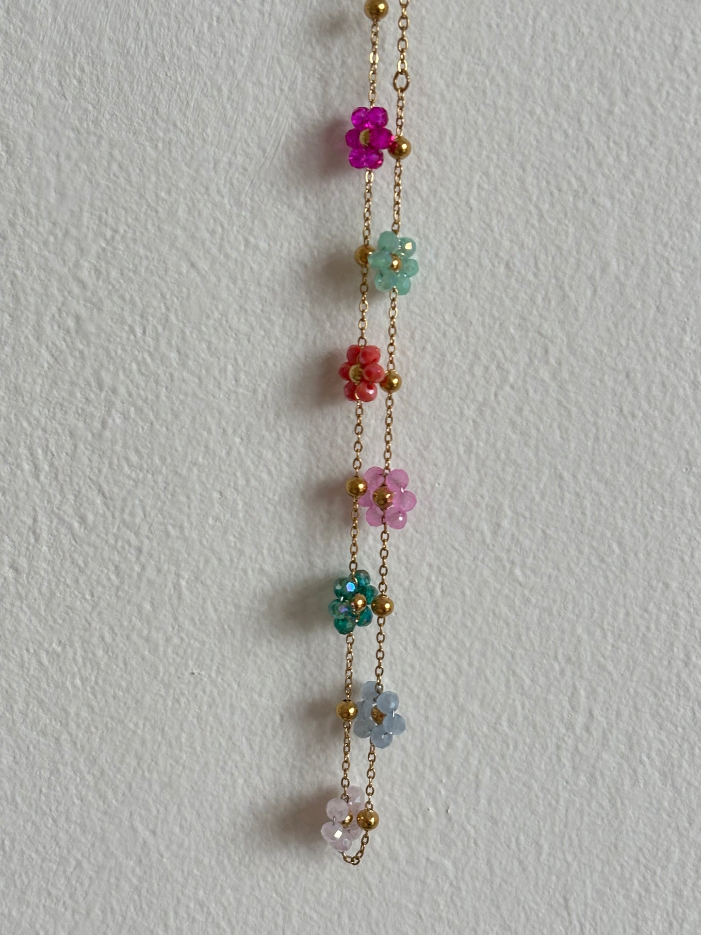 Collana con perline a fiore