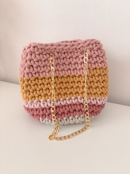 Borsa Secchiello con catena multicolor