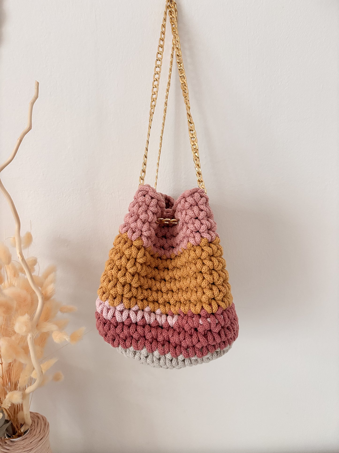 Borsa Secchiello con catena multicolor