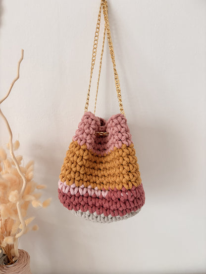 Borsa Secchiello con catena multicolor