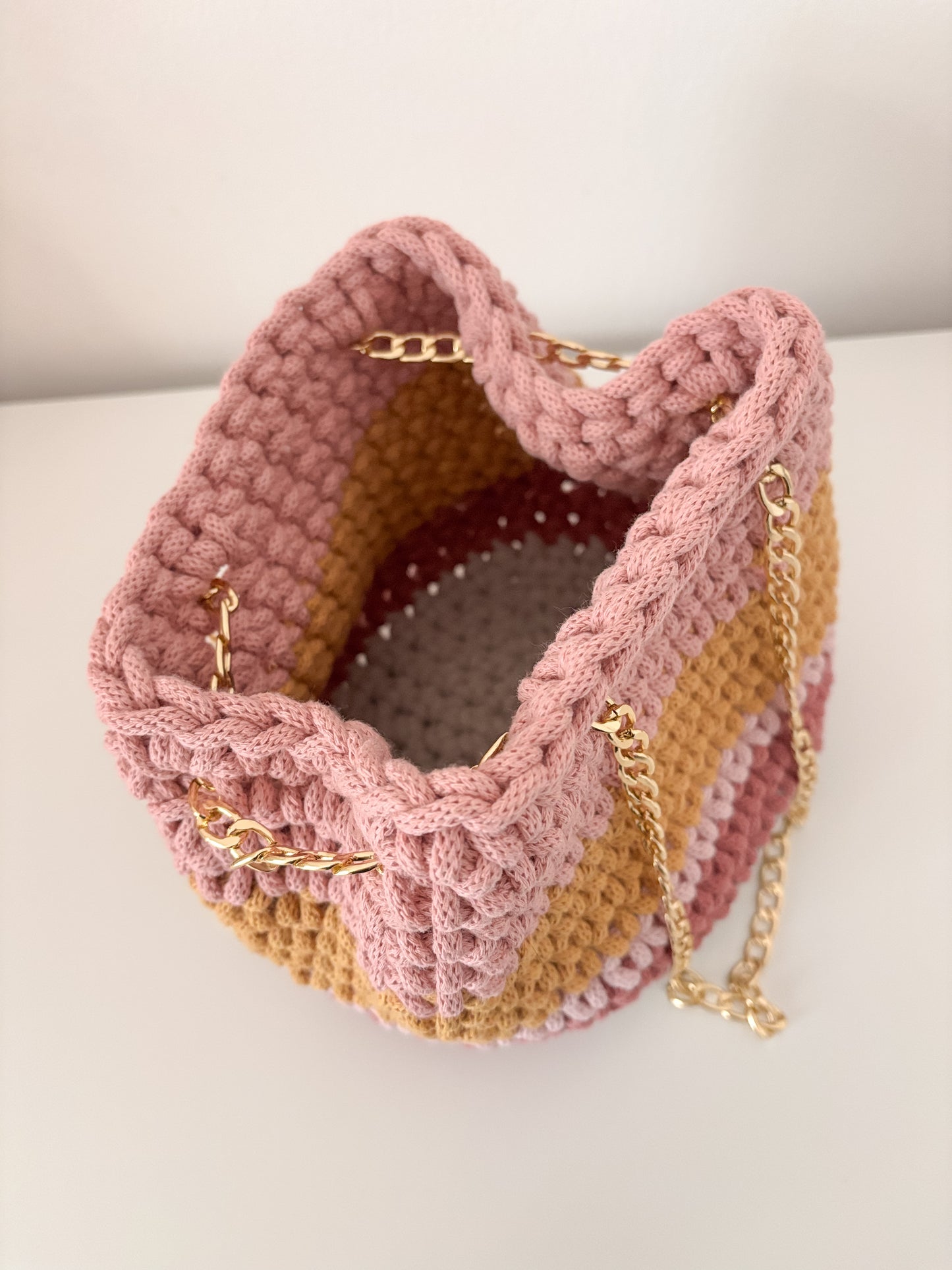 Borsa Secchiello con catena multicolor