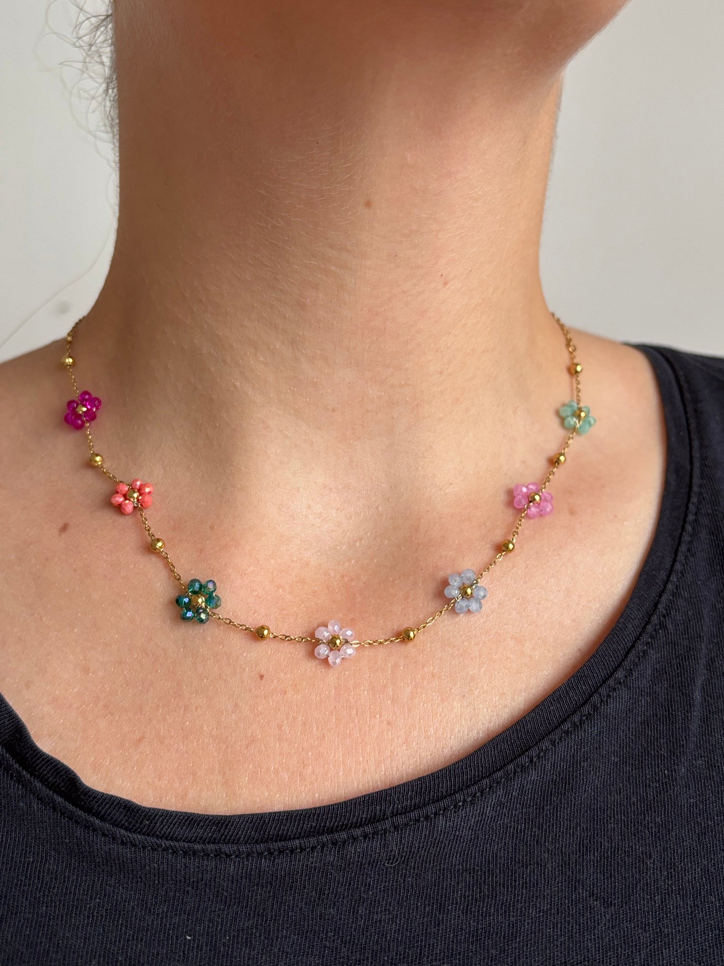 Collana con perline a fiore